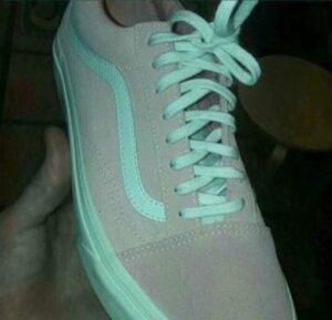 De quelle couleur est cette chaussure ? - Le Parisien