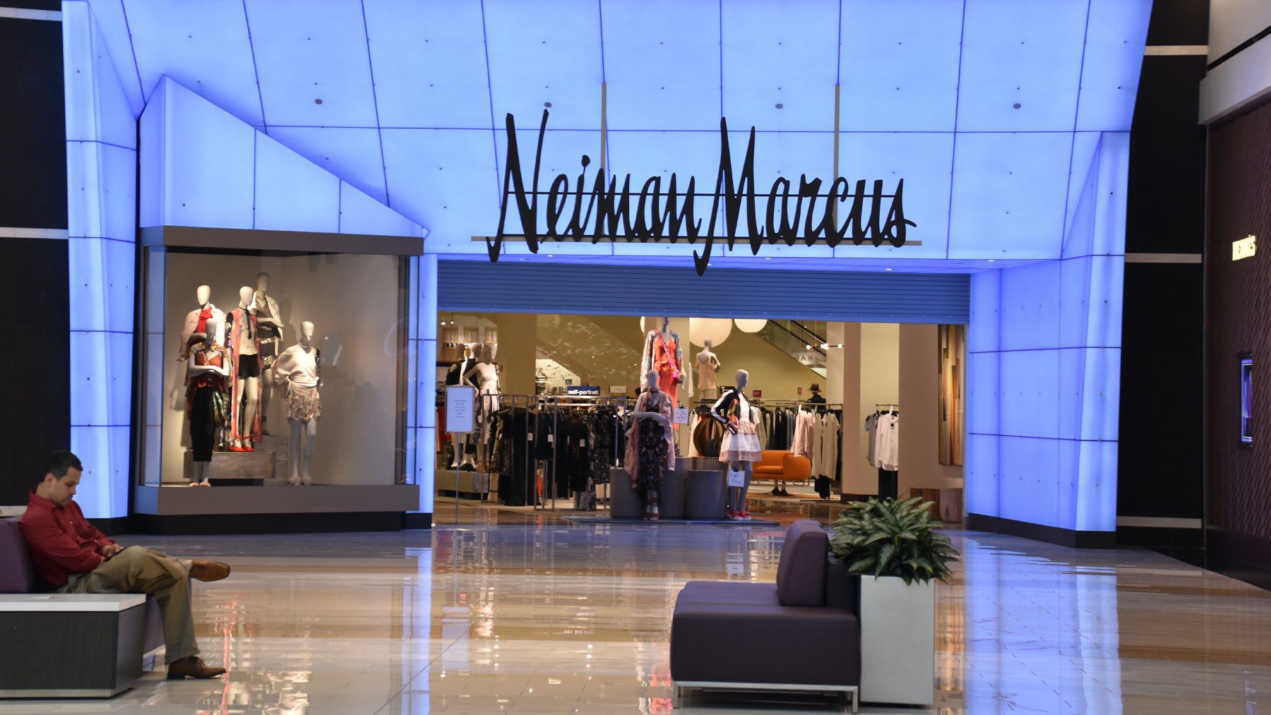 Neiman Marcus Makes C-Suite Move, Drexler Back as Alex Mill CEO – Sourcing  Journal