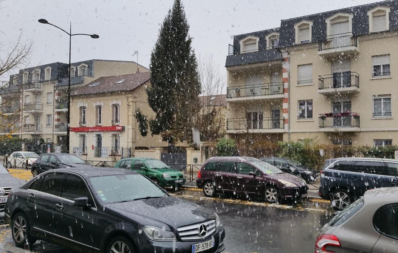 Neige en Seine-et-Marne. A Meaux, les agents ont déjà déversé 200 tonnes de  sel - Le Parisien