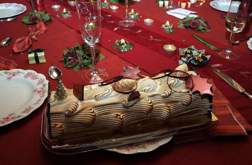 10 Assiettes en carton Boule de Noël rouge et blanc - Assiette - Creavea
