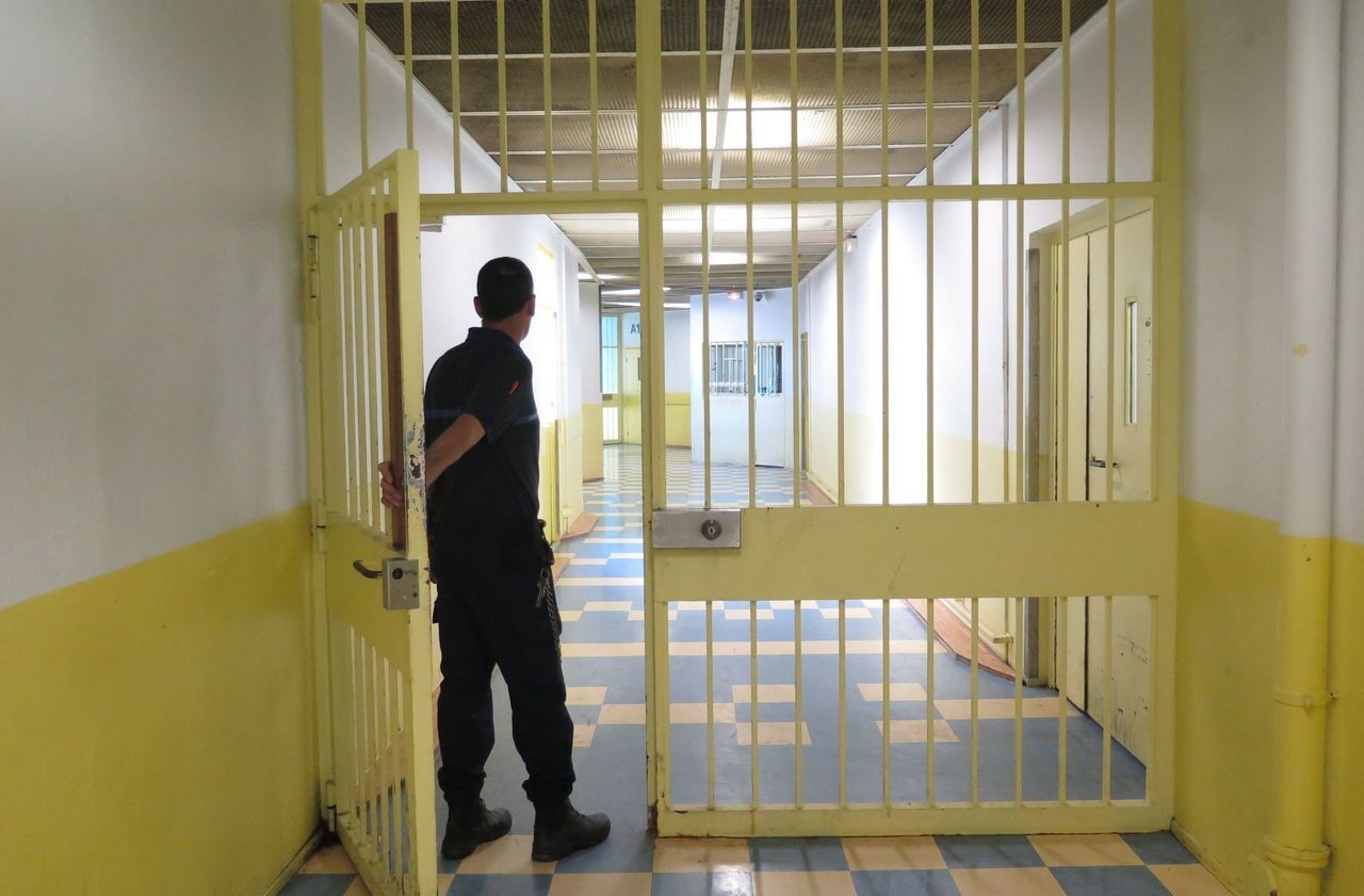 val d oise l escroc des prisons condamne pour la 44e fois le parisien