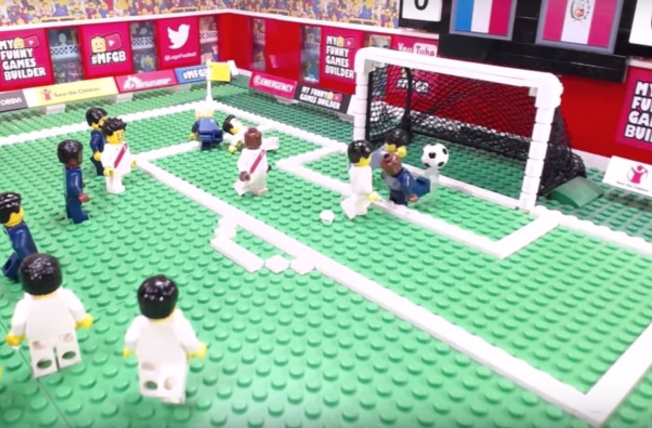 Ils refont les matchs de Coupe du monde en Lego - Le Parisien