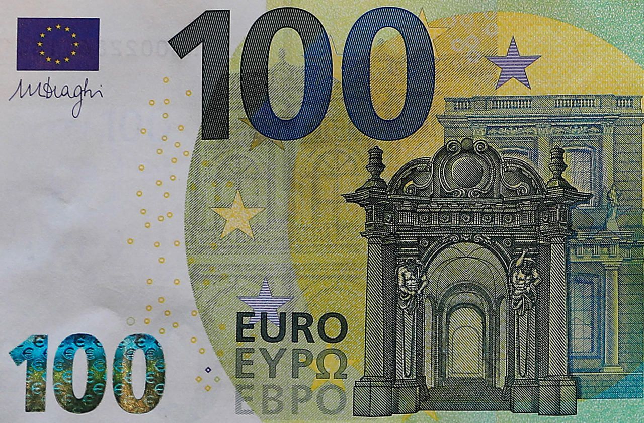 Après celui de 5, le nouveau billet de 10 euros est arrivé 