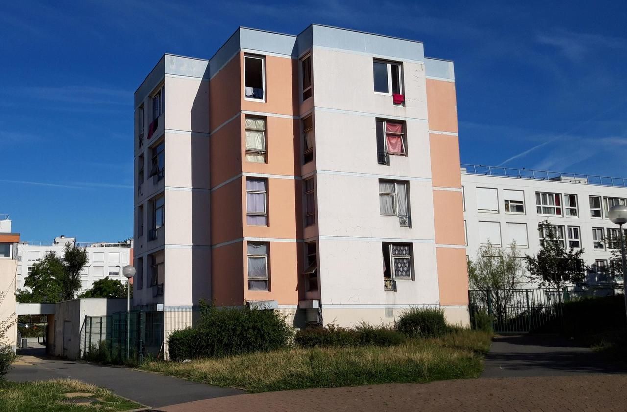 Seine Saint Denis Des Enseignants Fuient Leur Logement De Fonction A Cause Des Dealers Le Parisien