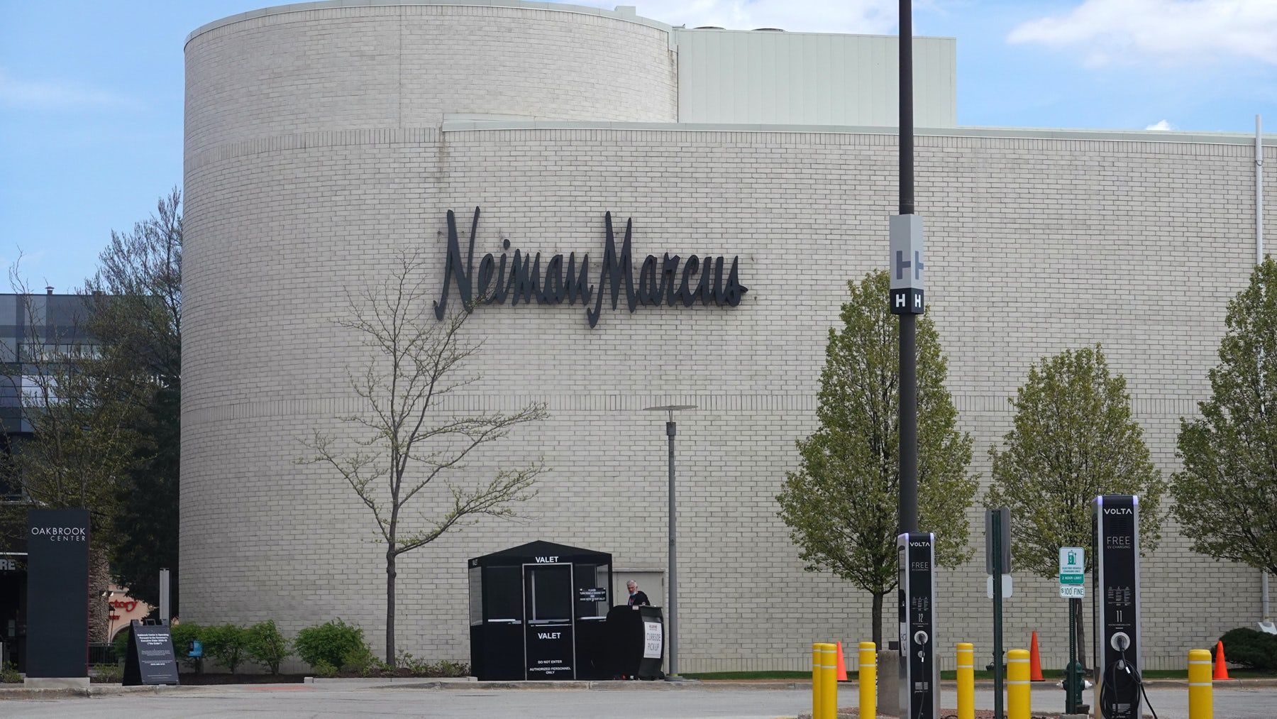 Neiman Marcus files for Chapter 11 bankruptcy