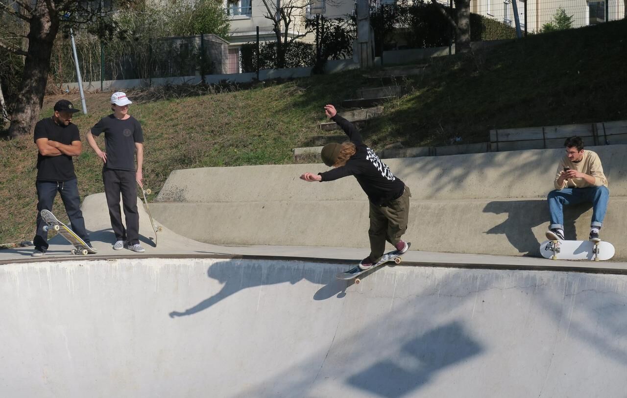 Skateboard : le Team France qui prépare les JO en stage à Chelles - L'Équipe