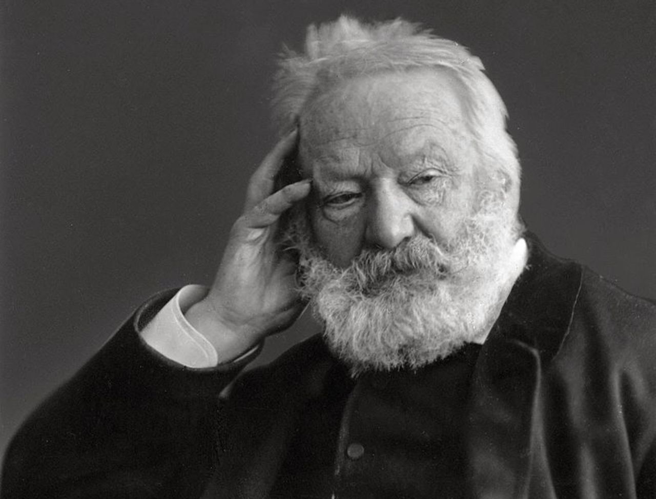 Numéro un et rupture de stock : «Notre-Dame de Paris», de Victor Hugo, roi  des librairies - Le Parisien