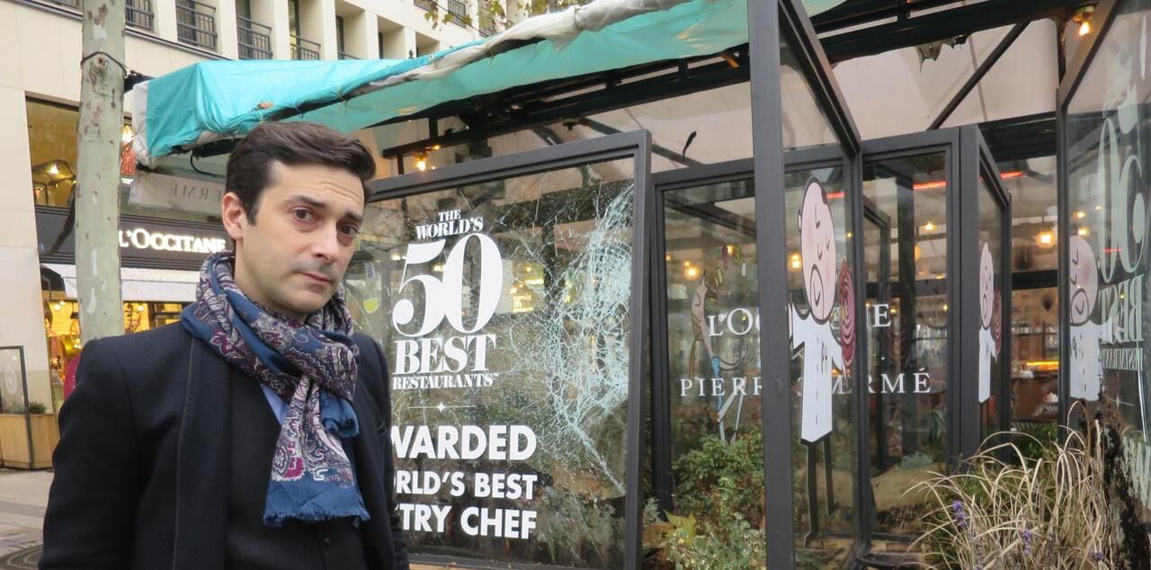 Paris : tentative de braquage à la boutique Louis Vuitton des  Champs-Elysées - Le Parisien