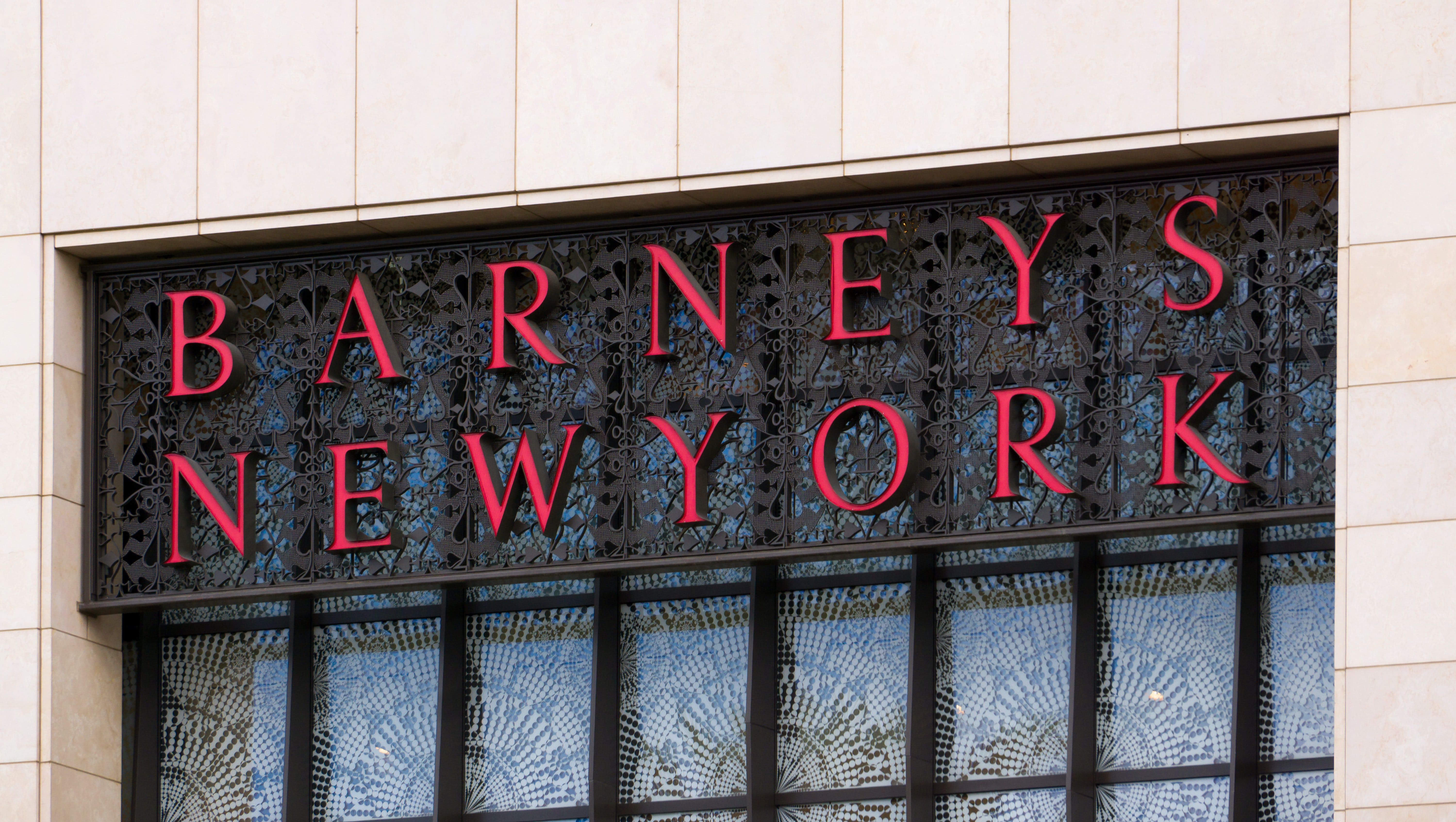 Farfetch Refutes Report of Plans to Buy Barneys New York